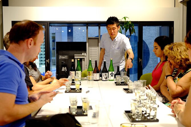 1.5-Hour Kyoto Insider Sake Experience with 7 Tastings & Pairings - The private room and group size