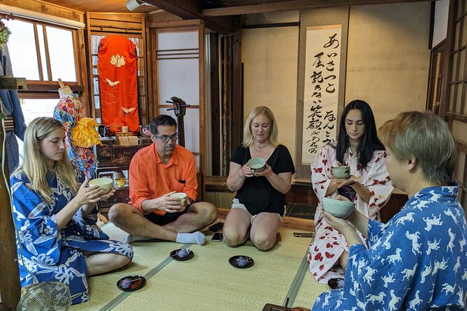 A Unique Antique Kimono and Tea ceremony Experience in English - Arriving at Miyagawa Tokusaburo Shoten near Katsura