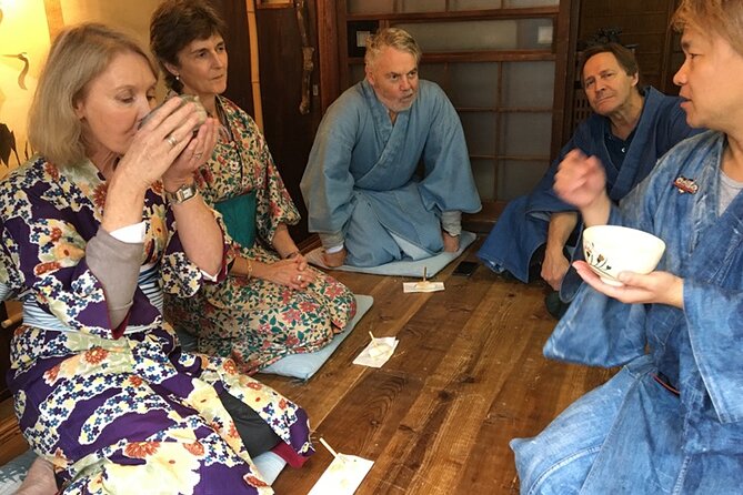 A Unique Antique Kimono and Tea ceremony Experience in English - How the 90 minutes are likely to unfold