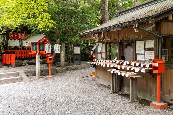 Arashiyama Hidden Gems: Walking Tour escaping crowds - The Tale of Genji option for literary-minded visitors