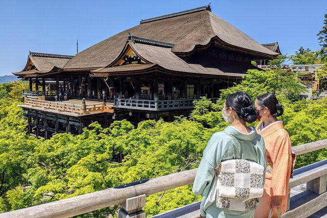 Authentic Kyoto Tea Ceremony: Camellia Flower Teahouse - Adding a kimono to the visit