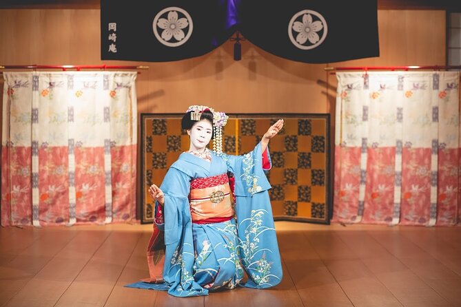 Authentic Maiko Experience＆Kyoto Dinner (Free drink) at Noh Stage - Dinner, welcome toast, and Kyoto-style food