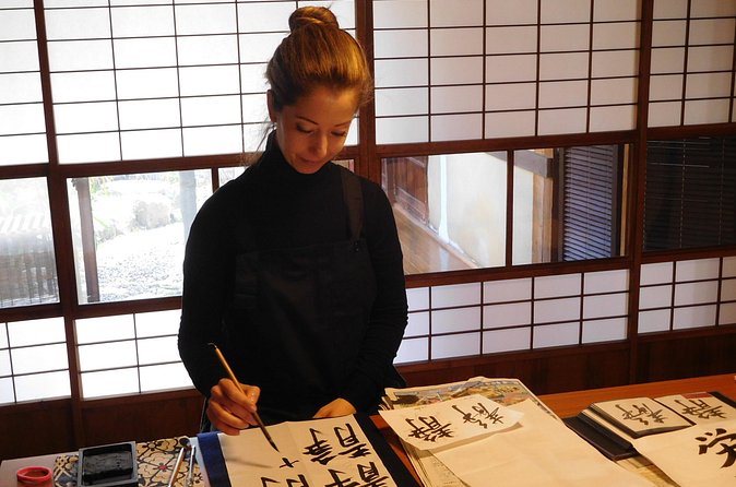 Calligraphy Experience in Kyoto Townhouse - Booking, age rules, and cancellation