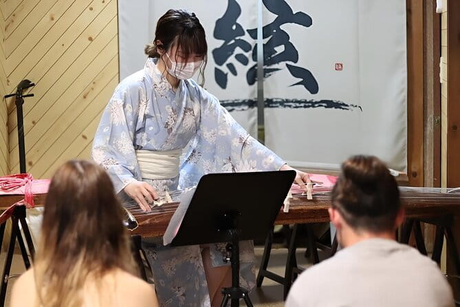 Concerts Played with Traditional Instruments in Kyoto - A Kyoto concert inside a real home