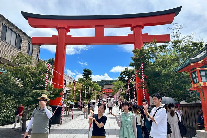 Crowd-Free Kyoto: Fushimi Inari, Nijo Castle & Kinkaku-ji - Nijo Castle puts samurai power indoors