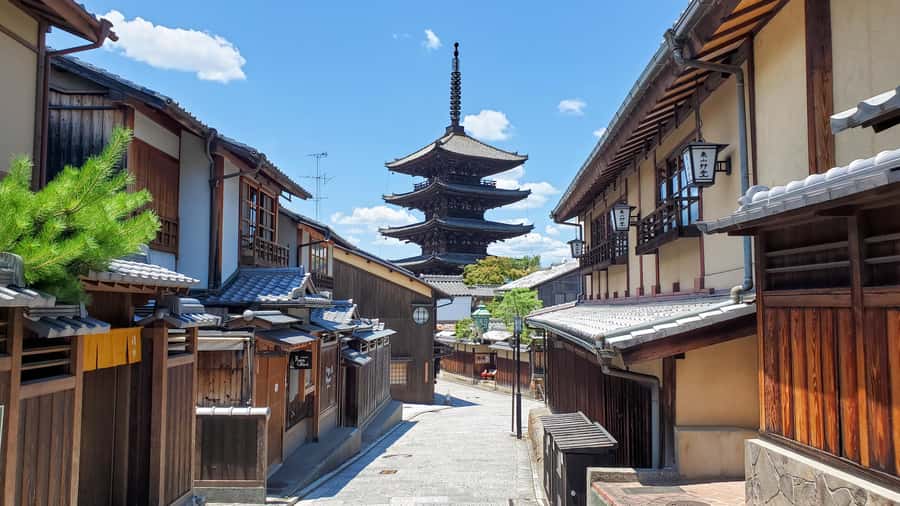 Customized Private Tour with a Local Guide - Key points to know before booking
