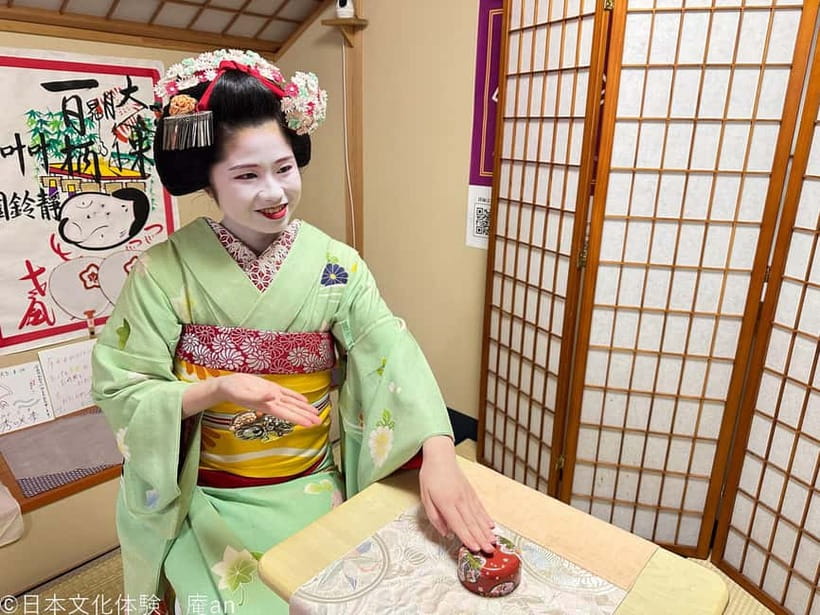 Dance and Game with Maiko - Why this short maiko program works in Kyoto