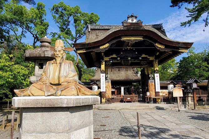 Dark Kyoto Tour - Toyokuni Shrine and the memory of Hideyoshi