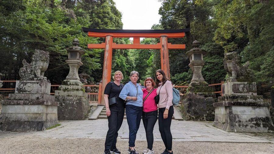 E-Bike Nara Highlights - Todaiji, Knives, Deer, Shrine - Guides, language, and group size