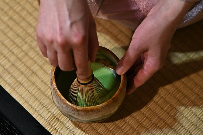 Experience a tea ceremony in an authentic tearoom, in Kyoto! - Watching Kaori prepare matcha