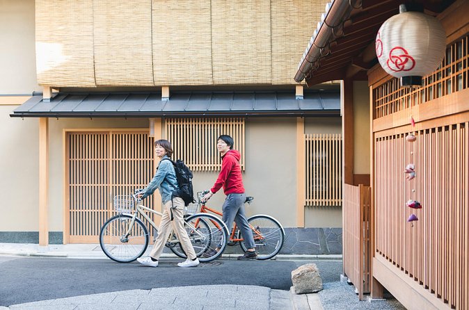 Explore Hidden Alleyway with a Local Expert (Afternoon Tour) - Why Kyoto works so well by bicycle