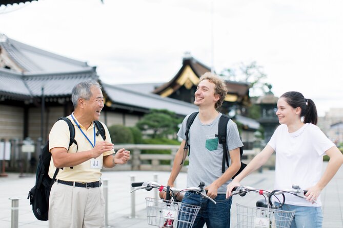 Explore Hidden Alleyway with a Local Expert (Morning tour) - Resting by the Kamo River in Kashiwayacho