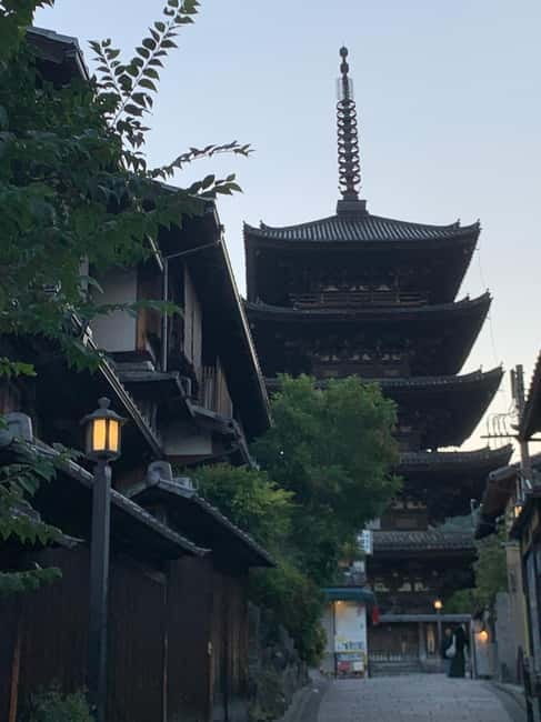 Gion Night Walk:Discover Geisha Culture in Kyoto - Geisha culture beyond the postcard image