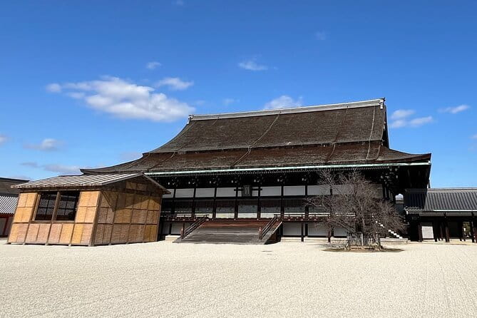 Himeji Castle and Akashi Kaikyo Bridge Walking Tour from Kyoto - Pace, walking, and the trip back to Kyoto