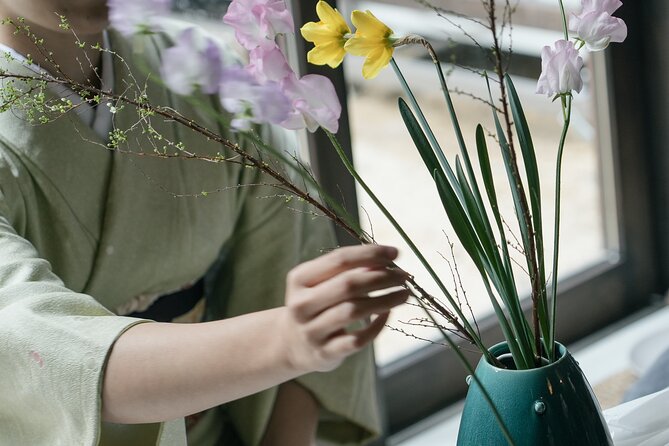 Ikebana Traditional Japanese Art of Flower Arranging - What this Kyoto ikebana class is really about