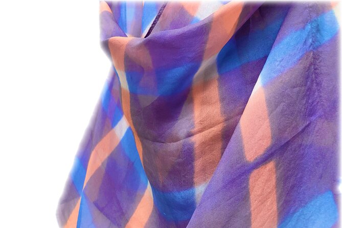 Itajime Shibori Scarf Class - Inside the 30 to 60-minute scarf class