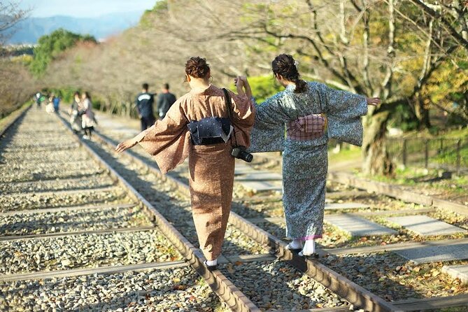 Kimono Rental,Kimono Experience in Gion Kyoto - Fit, Children, Pregnancy, and Damage Rules