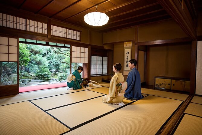 Kimono Tea Ceremony at Kyoto Maikoya, Karasuma Shijo - From everyday clothes to a Kyoto kimono