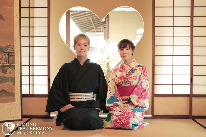 Kimono Tea Ceremony at Kyoto Maikoya, NISHIKI - Who will enjoy this most