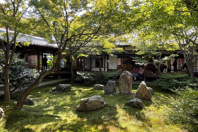 Kiyomizu Temple and Backstreets of Gion, Half Day Group Tour - Sannenzaka and Ninenzaka, Kyoto’s old streets