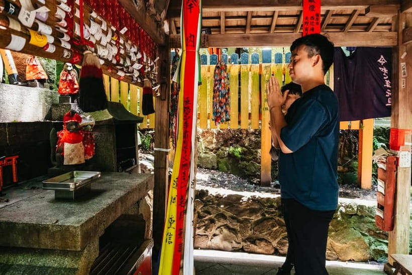 Kyoto: 3-Hour Fushimi Inari Shrine Hidden Hiking Tour - The guide can shape the day