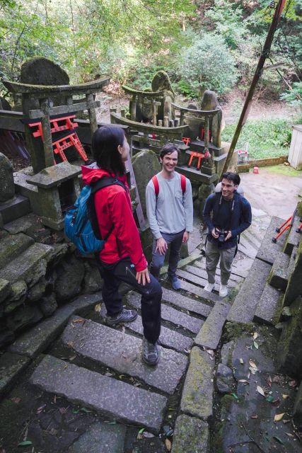 Kyoto: 3-Hour Fushimi Inari Shrine Hidden Hiking Tour - Climbing Mount Inari through thousands of gates