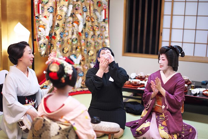 Kyoto 4 hr Gion Private Guided Tour & Maiko or Geisha Dinner - Kaiseki at Gion Hayakawa: two hours at the table