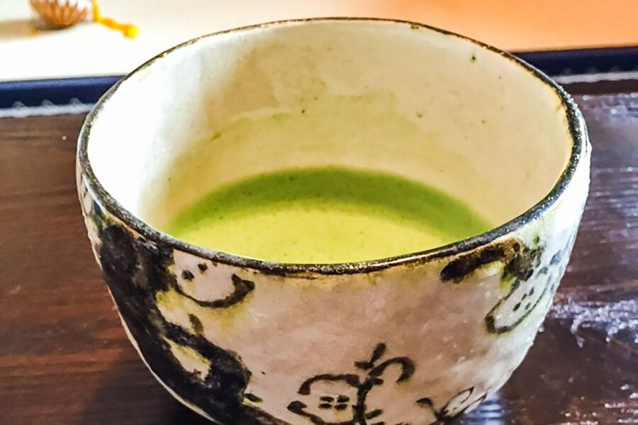 Kyoto: 45-Minute Tea Ceremony Lesson Experience - Adding a kimono and taking photographs