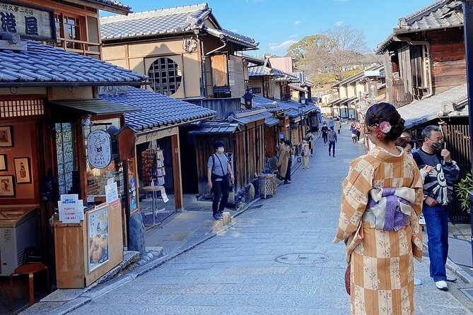 Kyoto 6h Private Tour Fushimi Inari, Kiyomizu, Gion & Hidden Gems - Sannenzaka and Ninenzaka’s old wooden streets