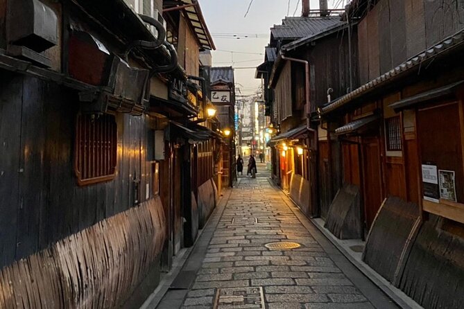 Kyoto 6h Private Tour Fushimi Inari, Kiyomizu, Gion & Hidden Gems - Fushimi Inari’s orange torii gates