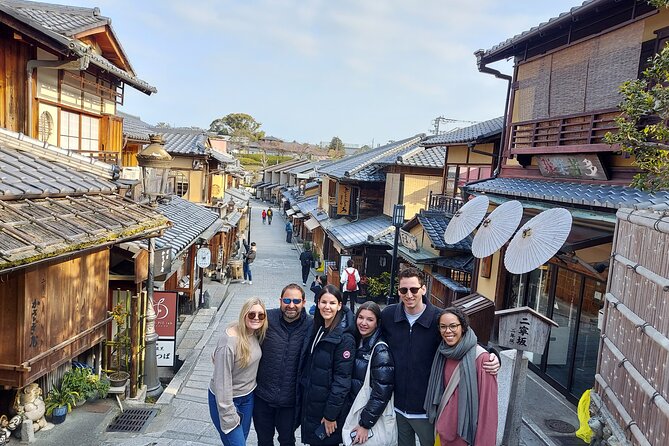 Kyoto 9hr Private Tour (Kobe Dep. ) with Licensed Guide - Nishiki Market, Pontocho, and Kyoto at street level
