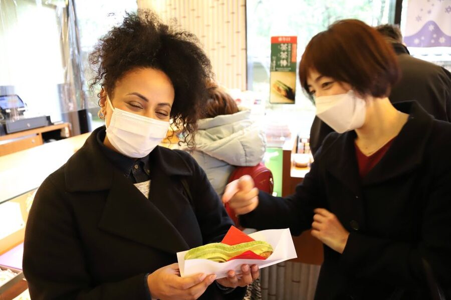 Kyoto Arashiyama Bamboo Forest Customized Private Tour - Why a private guide helps in Arashiyama