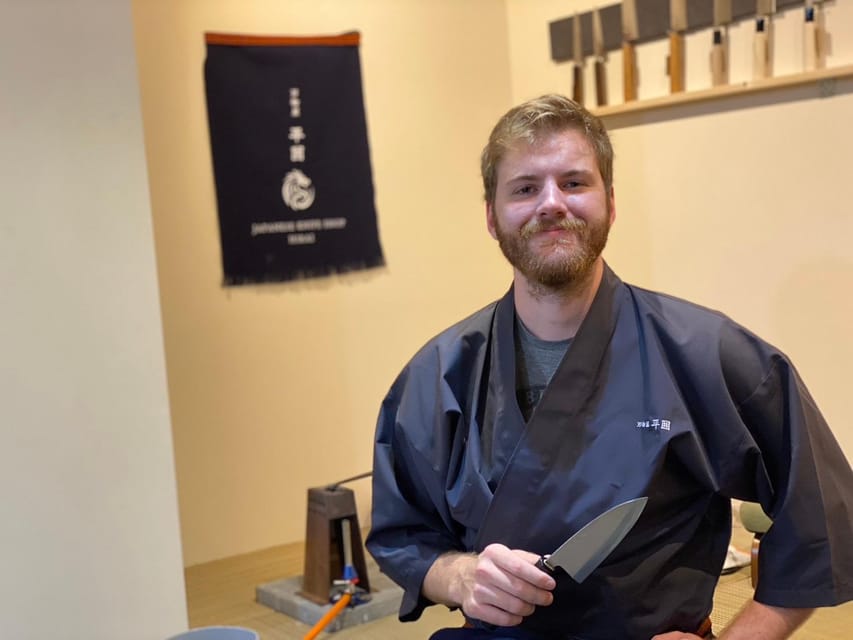 Kyoto: Beginner Knife Sharpening & Handle Fitting Workshop - Why the three-person group matters