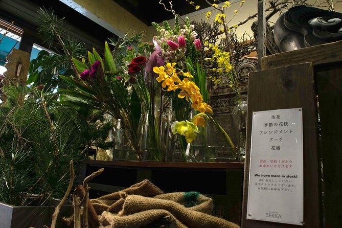 Kyoto Cultural IKEBANA Experience@SEKKA FLOWERS - A good choice for families, couples, and first-time makers