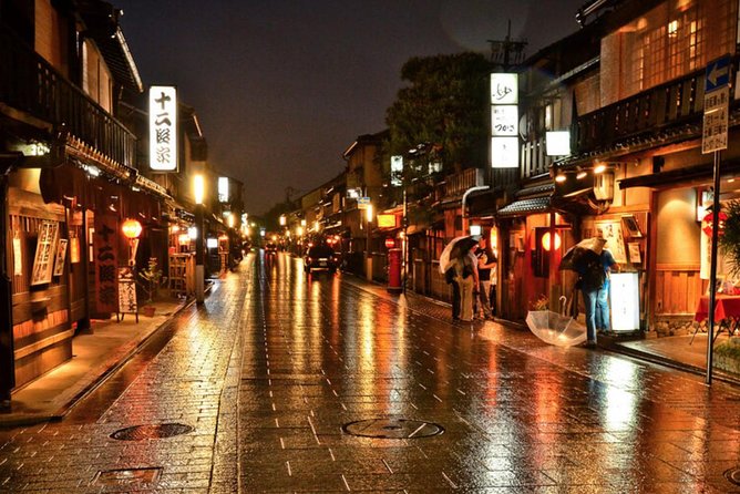 Kyoto Evening Gion Food Tour Including Kaiseki Dinner - Food needs, weather, and practical comfort