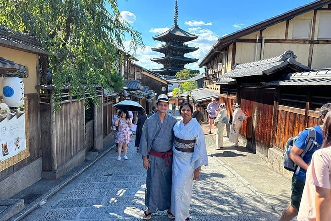 KYOTO Explore Top Highlights by Private Walking Tour - Gion to Kiyomizudera on foot