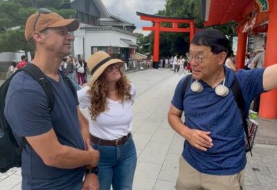 Flexible 3 hours Tour with a English Speaking guide.