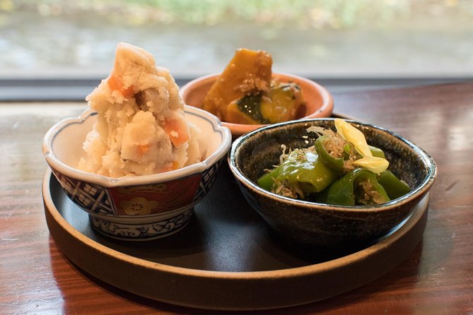 Kyoto Foodie Night Tour - Sake, beer, and the balance of food and drink
