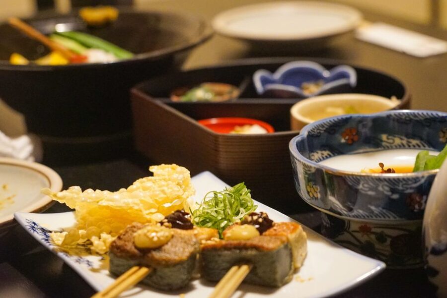Kyoto: Foodie Night Tour in Gion with 9 dishes + 6 Sake - The second dinner stop can be less predictable