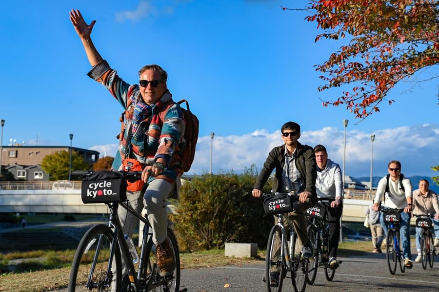 Kyoto: Full Day Bike Tour - Starting at Toji and Nishi Honganji