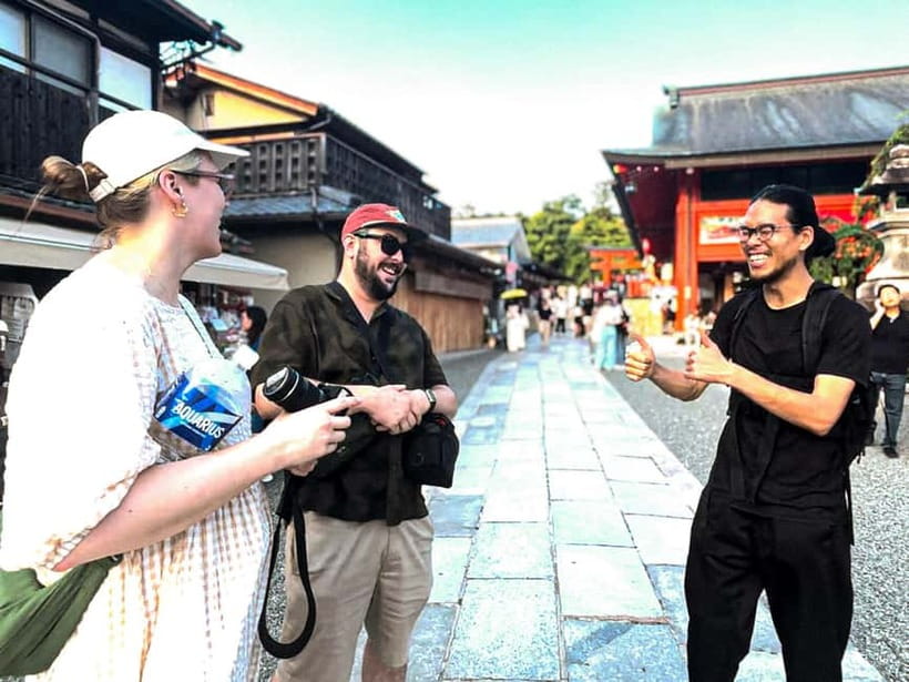 Kyoto: Fushimi Inari Night Walking Tour with Guide - Key points to know before you book
