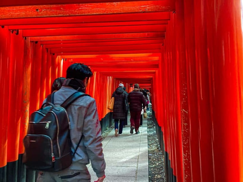 Kyoto: Fushimi Inari Night Walking Tour with Guide - Walking beneath the Senbon Torii