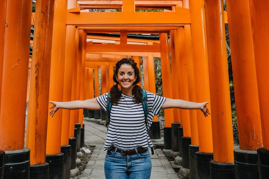 Kyoto: Fushimi Inari Shrine Private Photoshoot - Mina, Josh, and the photographer question