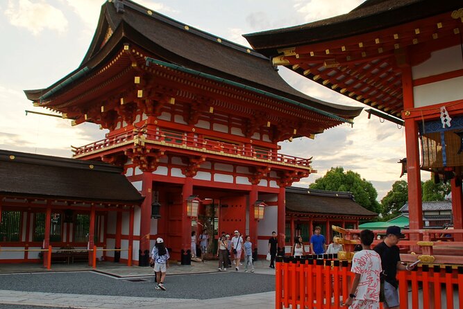 Kyoto: Fushimi Inari Shrine Walking Tour - Why Fushimi Inari Needs More Than a Photo Stop