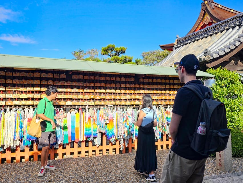 Kyoto: Fushimi Inari Taisha Guided Walking Tour - The lower shrine: a fast introduction to Inari