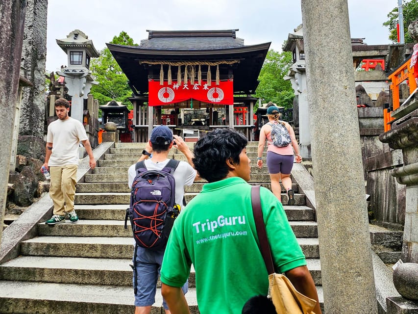Kyoto: Fushimi Inari Taisha Guided Walking Tour - Who should book this Fushimi Inari walk