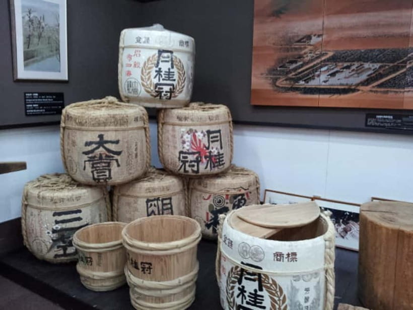 Kyoto: Fushimi Sake District Tour with Boat Ride - Inside Gekkeikan Ōkura Sake Museum