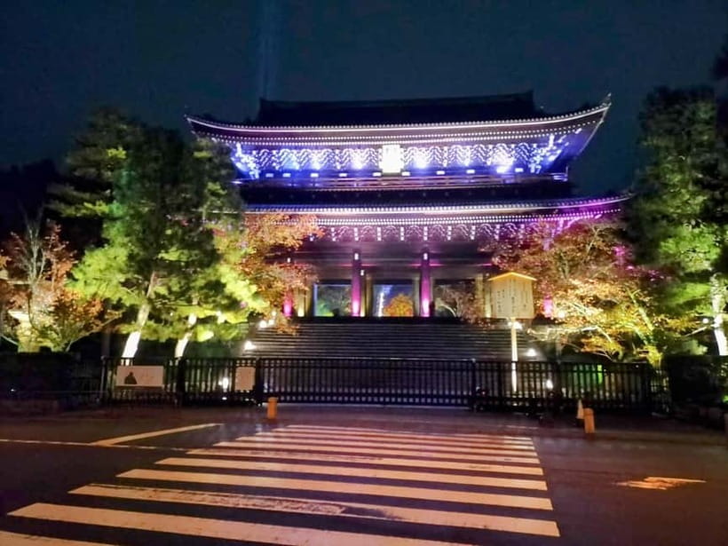 Kyoto Geisha Walking Tour: Gion District & Hidden Gems - Why Gion works best with a guide