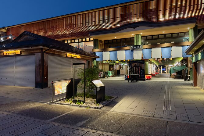 Kyoto Ghost Tour: Dark Tales, Urban Legends, Bamboo Forest Night - Walking through Arashiyama in low light