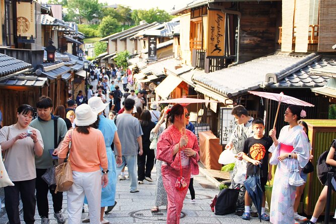 Kyoto: Gion and Geisha District Walking Tour - Nene-no-Michi and old Kyoto lanes